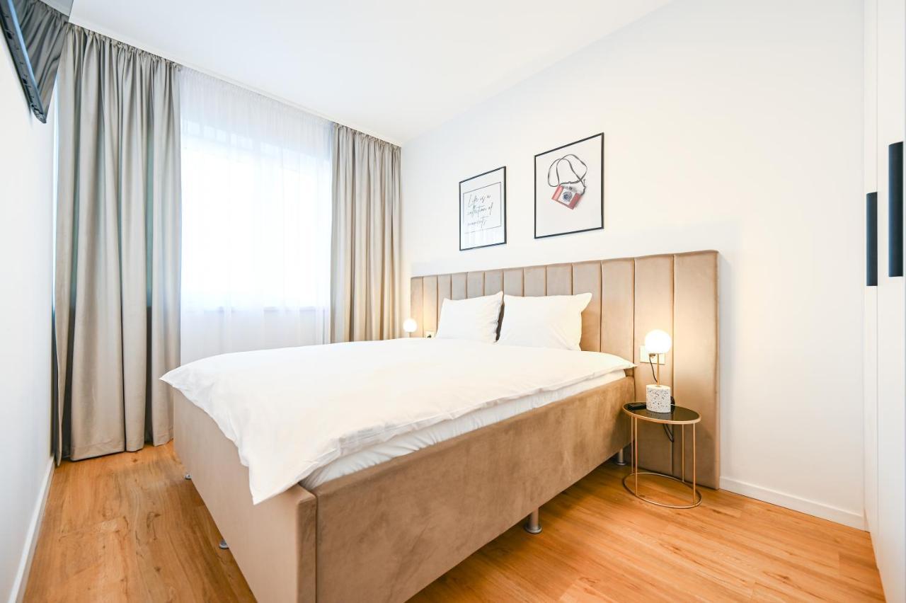 Апартаменты Km Flats Орадя Экстерьер фото